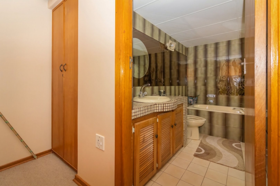 4 Bedroom Property for Sale in Jordania Free State